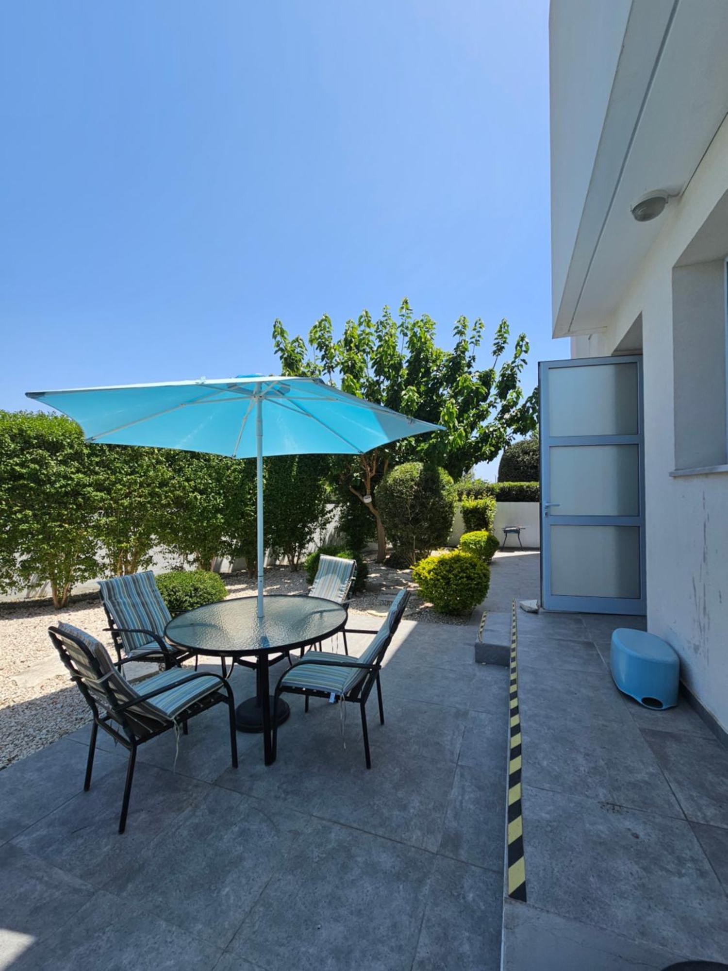 Willa Blue Diamond Pafos